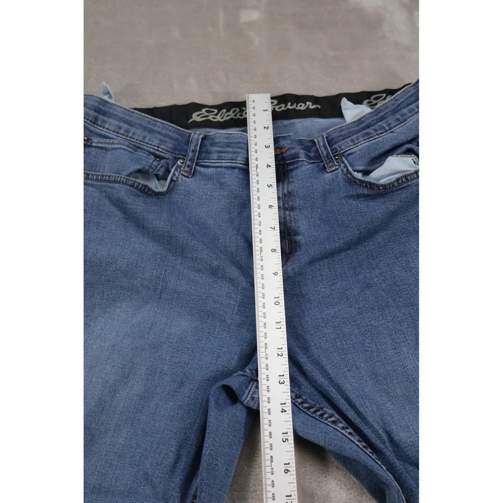 Eddie Bauer Jeans Mens 34x32 Blue Medium Wash Straight‎ Leg Denim Distressed